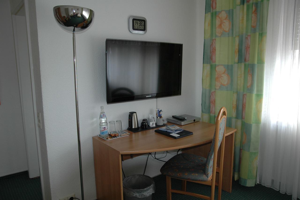 Aalto Hotel Langenhagen  Екстериор снимка